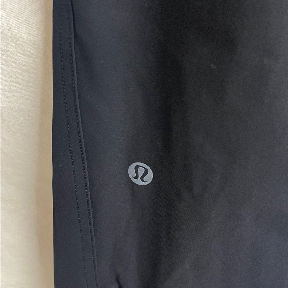 Lululemon 6 track pants - Picture 5 of 6